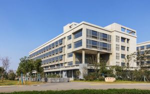 安徽高考多少分能上湖南外国语职业学院？2024年历史类录取分207分 物理类273分