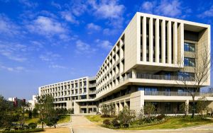 安徽高考570分左右报考大学都有哪些？ 2025年高考可以填报45所大学